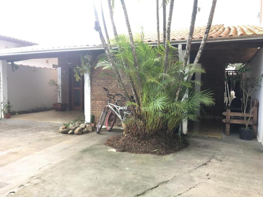 Efferus Hostel ウバトゥバ エクステリア 写真